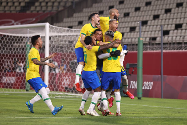 2008中超爭冠戰(zhàn)：山東魯能4-1廣州醫(yī)藥提前鎖定冠軍