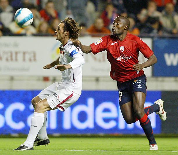 戰(zhàn)術(shù)板上的秘密:如何通過(guò)陣型變化預(yù)測(cè)比賽走勢(shì)