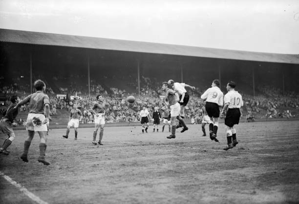 皮埃爾·德·顧拜旦：現(xiàn)代奧運(yùn)會的偉大奠基者