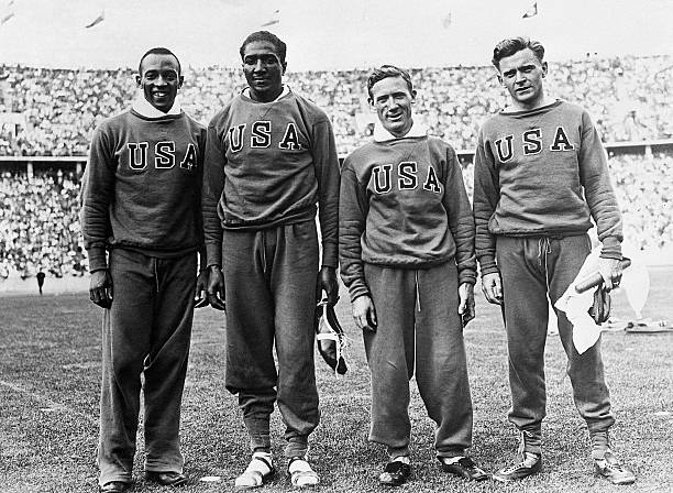 奧運(yùn)會(huì)男團(tuán)教練的臨場(chǎng)指揮藝術(shù)，如何應(yīng)對(duì)關(guān)鍵分和壓力時(shí)刻