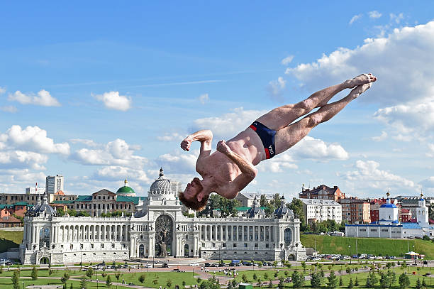 跨越式跳高與背越式跳高的區(qū)別與選擇