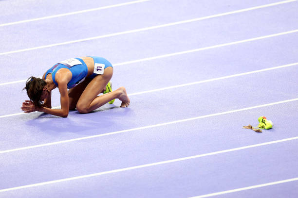 男生立定跳遠(yuǎn)2米5：2024年如何突破這一成績？