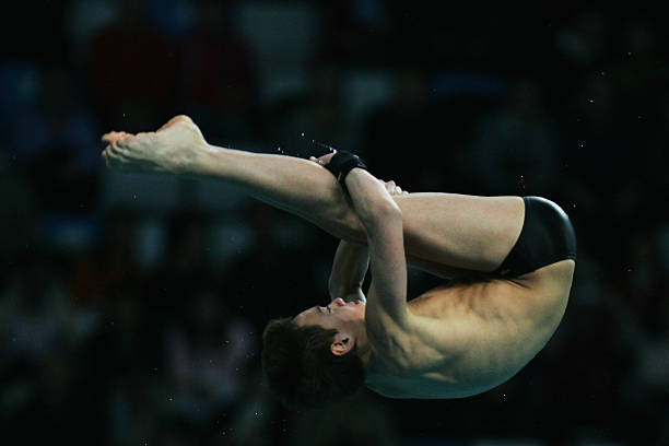 立定跳遠(yuǎn)核心力量訓(xùn)練：強(qiáng)化關(guān)鍵肌肉群的方法