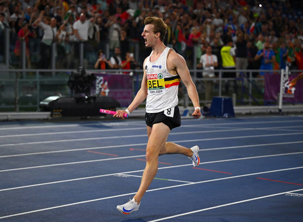 從跑道到課堂：田徑比賽中的數(shù)學(xué)問題教學(xué)設(shè)計(jì)