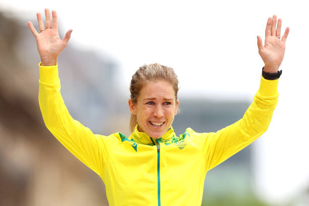 跳水比賽決賽排名規(guī)則：并列名次的判定與爭(zhēng)議