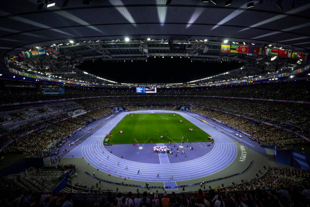 助跑跳遠(yuǎn)一二三級(jí)標(biāo)準(zhǔn)的技術(shù)要點(diǎn)分析