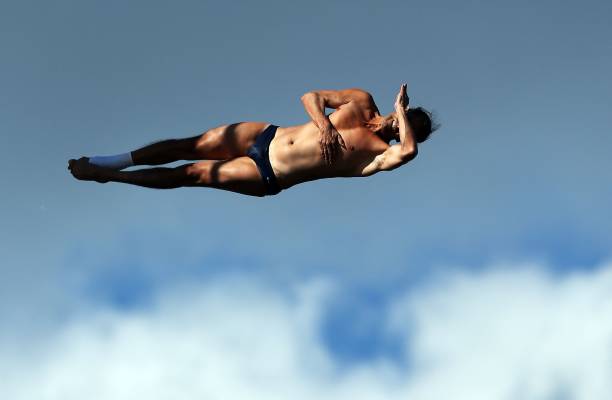 小學(xué)生短跑教學(xué)：掌握正確起跑姿勢的關(guān)鍵技巧