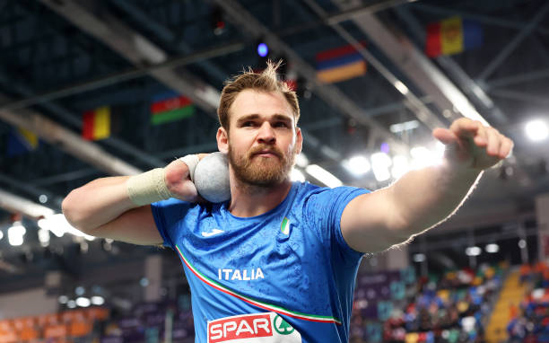 豪門教育觀：霍啟剛郭晶晶帶子女體驗(yàn)平民生活