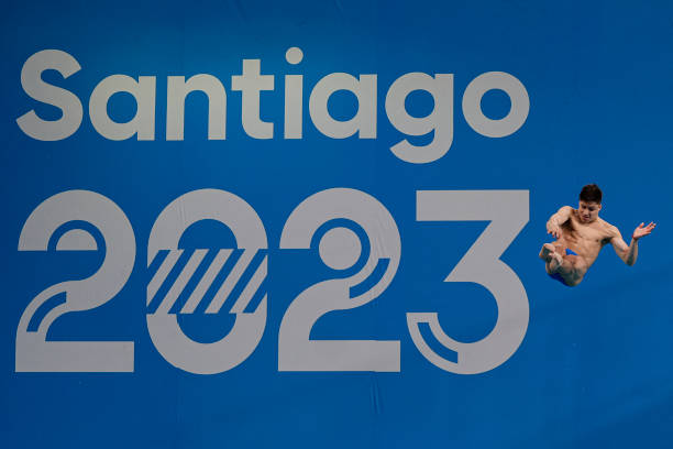 中國(guó)跳水隊(duì)再添一金，女雙10米臺(tái)奪冠視頻