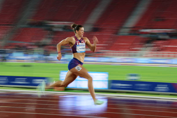 夏思凝：美貌與實(shí)力并存的田徑賽場(chǎng)新偶像