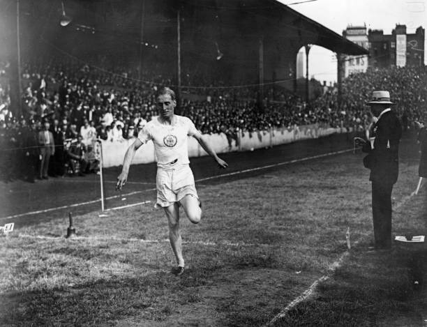 陳芋汐身高是否影響她的跳水表現(xiàn)？專家解析