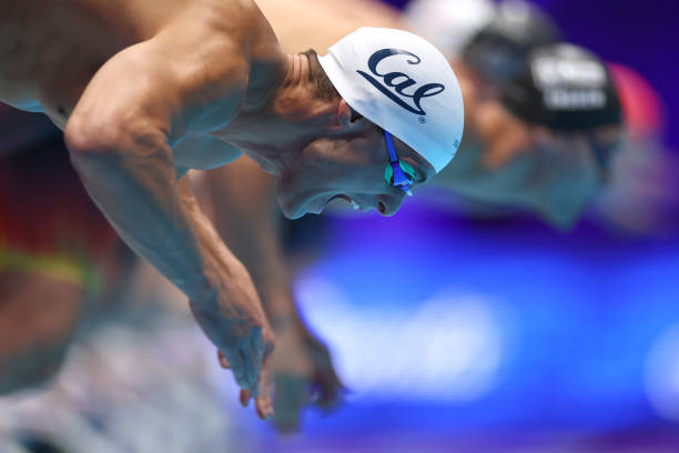 專業(yè)教練帶你練立定跳遠(yuǎn)：完整動(dòng)作示范