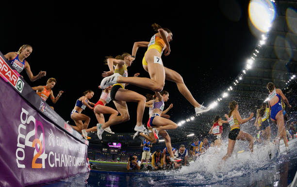 跳水女運(yùn)動(dòng)員中四字姓名的都有誰？