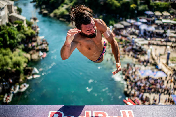 郭晶晶婆婆朱玲玲的優(yōu)雅人生：從選美冠軍到商界女強(qiáng)人