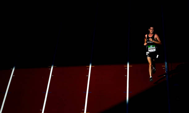 波琳娜·帕費年科：突破極限的跳高傳奇