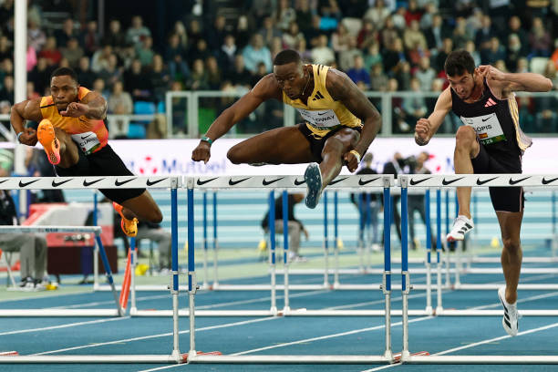 馬拉松裝備指南：從跑鞋到穿戴設備