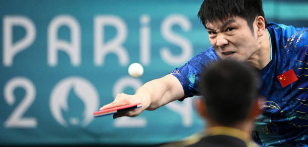 性價比之王？雷神乒乓球拍在十大品牌中的競爭力分析