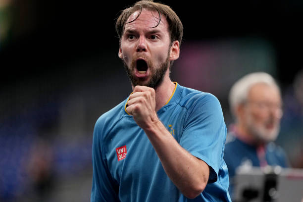 曹臻退役后的轉(zhuǎn)型：從運(yùn)動員到教練的華麗轉(zhuǎn)身