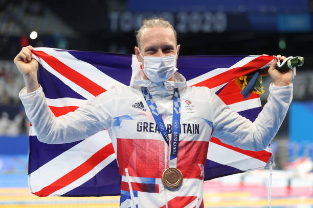 全國(guó)青少年游泳比賽：陳又其打破賽會(huì)紀(jì)錄