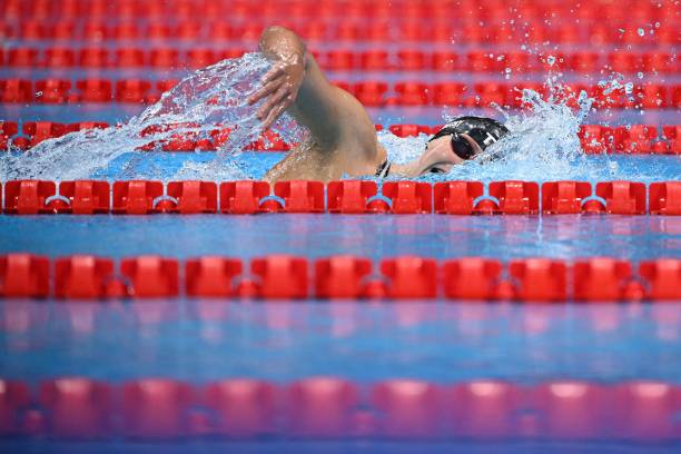 不同泳池長度對SWOLF值的影響：25米與50米泳池的差異分析