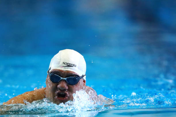 蝶泳發(fā)力解析：身體波浪動作的力量傳遞