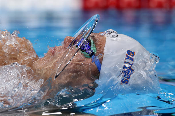 青少年游泳隊(duì)收費(fèi)制度亟待規(guī)范：如何平衡成本與普及？