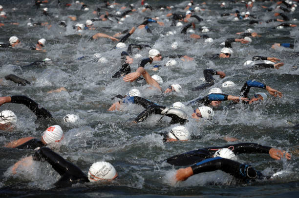 嬰幼兒游泳最佳時(shí)長：從水溫、月齡到體質(zhì)的全面分析