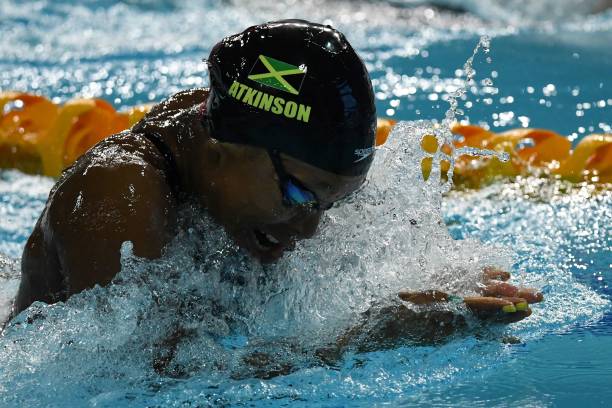 陳小紜游泳視頻全記錄：從基礎(chǔ)動(dòng)作到專業(yè)技巧