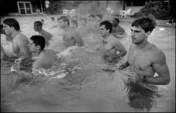 全國(guó)游泳等級(jí)標(biāo)準(zhǔn)表最新：從入門到專業(yè)全解析