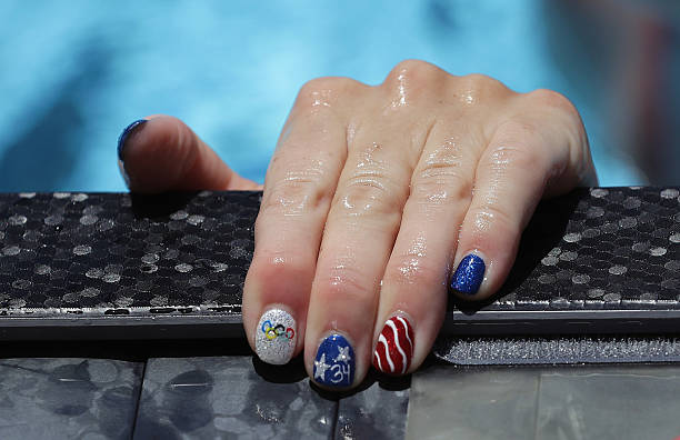 游泳時(shí)最怕的不是累，是隔壁大媽問(wèn)我有沒(méi)有對(duì)象