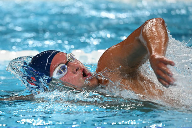 蛙泳口訣四句話，游泳入門必備口訣