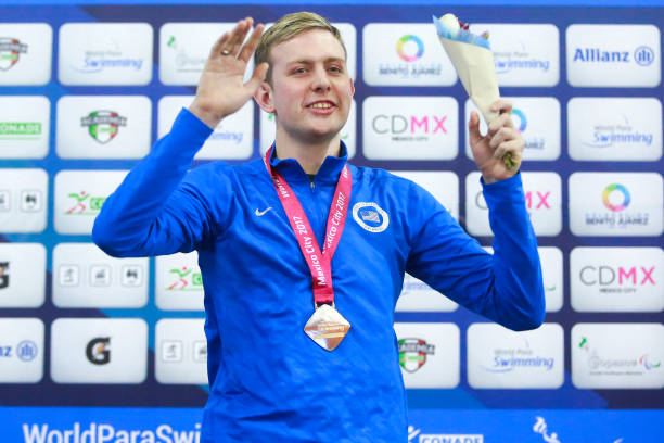 從醫(yī)學(xué)角度解析游泳后臉部浮腫現(xiàn)象