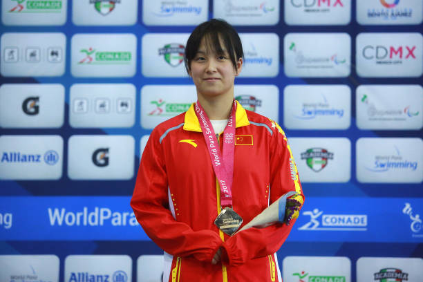 蝶泳打腿訓練計劃：適合初學者的循序漸進方法