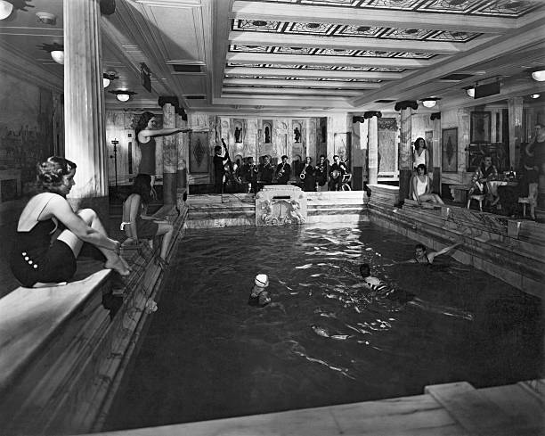 游泳教練薪資待遇的常見提成模式有哪些？