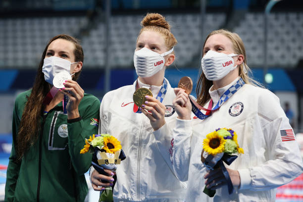 家庭游泳池設(shè)計(jì)效果圖：適合小空間的巧妙設(shè)計(jì)