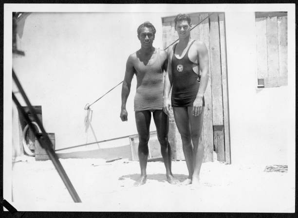 高效游泳蹬腳動(dòng)作教學(xué)視頻，輕松提升速度