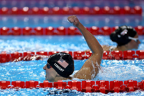 三年級上冊300字日記：游泳比賽的一天