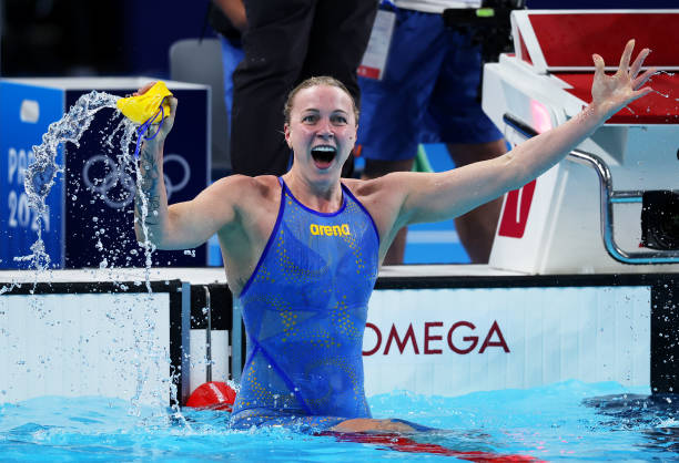 詭異婚禮：游泳池中的恐怖接親