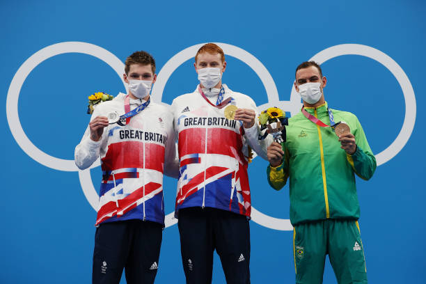 游泳比賽生存指南:別被浪打到就行