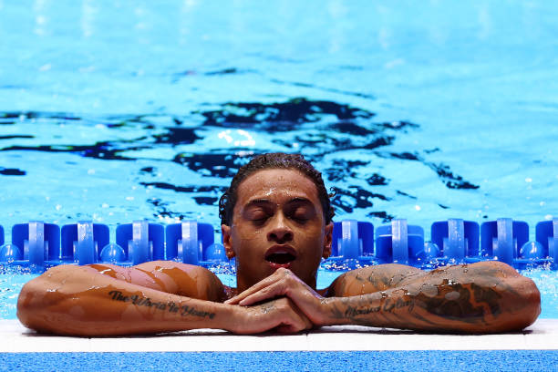 粉絲必看！健康游泳社第9卷發(fā)售紀念活動報道