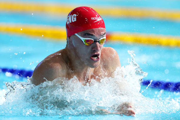 紙藝教程：輕松學(xué)會(huì)折會(huì)游泳的紙魚