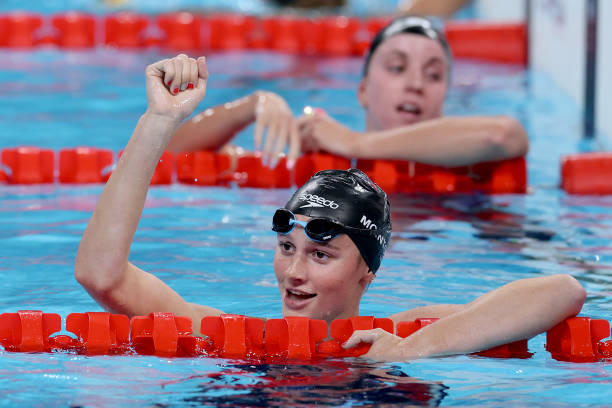 智能科技在游泳池設計與建設中的應用