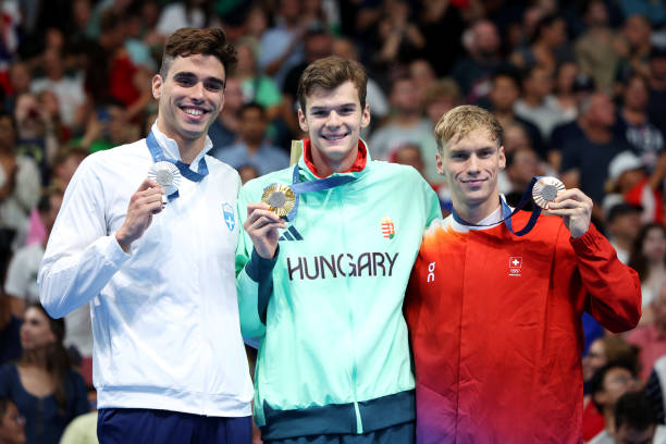 腰間盤突出患者游泳注意事項(xiàng)：避免加重病情