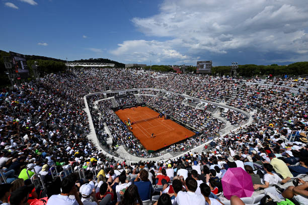 納達(dá)爾年齡與傷病：職業(yè)生涯中的挑戰(zhàn)與堅(jiān)持