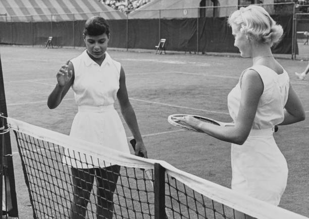 網球比賽30-40的比分下，發(fā)球方是誰？