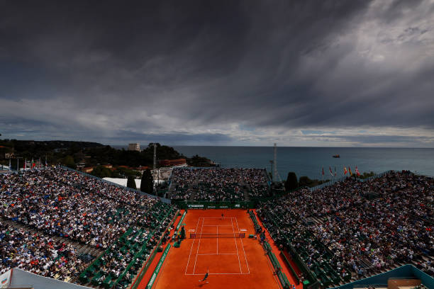 貼吧深度：解析阿爾卡拉斯最新戰(zhàn)術(shù)變化，網(wǎng)友激烈討論！