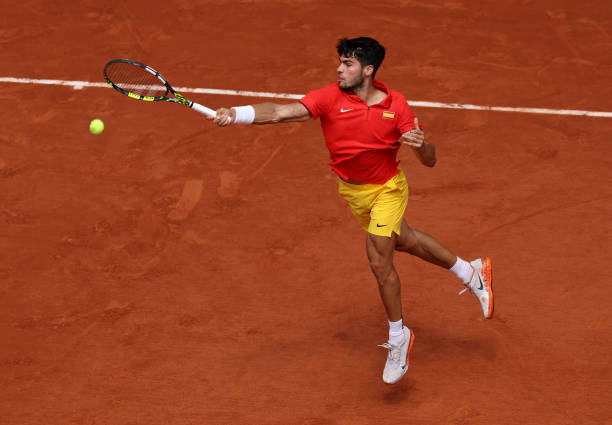 發(fā)球技巧大揭秘：提升速度與精準度的關鍵