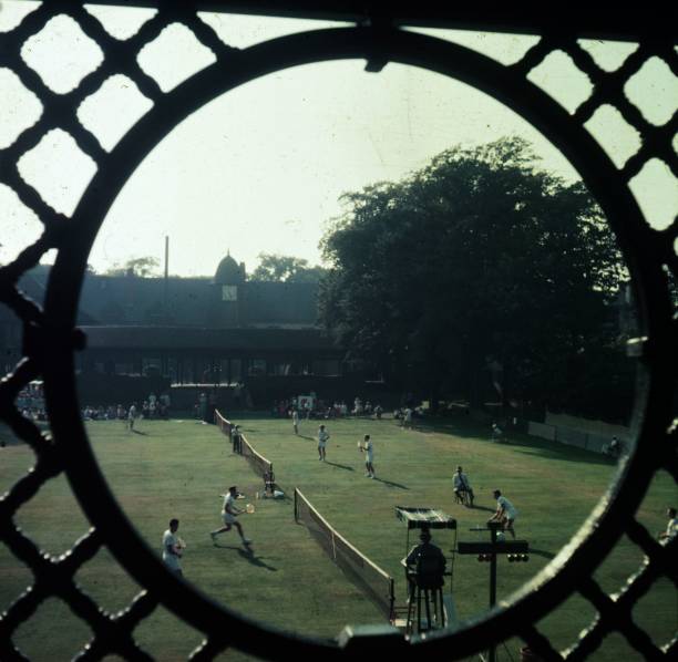 （以分解步驟的方式詳細(xì)解讀完整動(dòng)作）