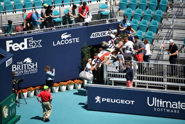 納達(dá)爾法網(wǎng)12冠創(chuàng)歷史，大滿貫總數(shù)迫近費(fèi)德勒王座