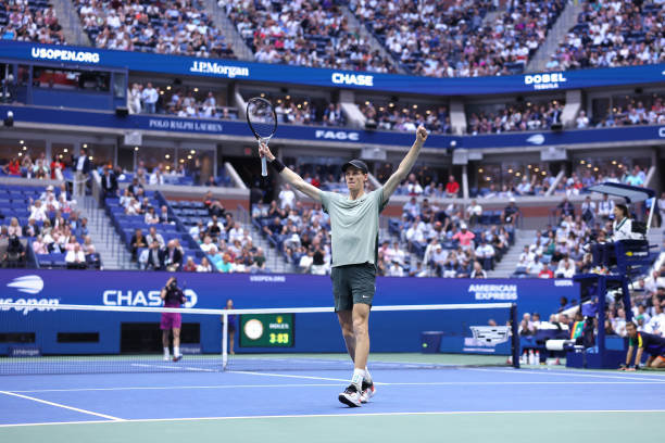 板式網(wǎng)球截?fù)襞c網(wǎng)前技巧實(shí)戰(zhàn)教學(xué)